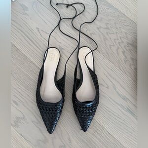 Porte and Paire lace up flats black